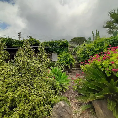Holiday home Dammuso Nespolo Pantelleria